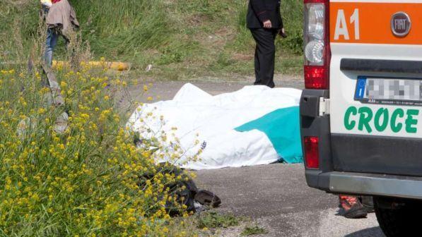 Scontro frontale tra auto nel Salento, muoiono due donne