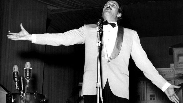 Domenico Modugno, oggi "Mr. Volare" avrebbe compiuto 90 anni