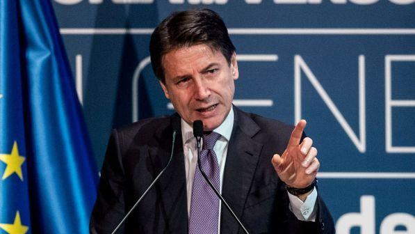 Migranti, Conte: "Subito una linea condivisa o l'Europa frana"