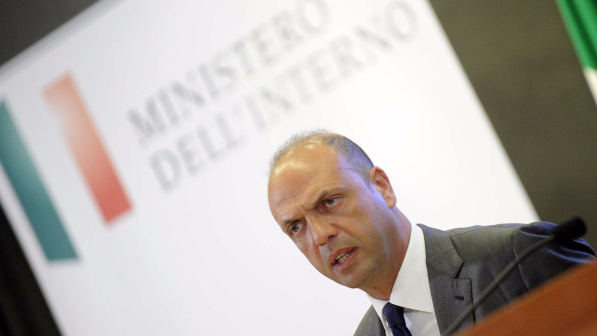 Sisma, al Viminale la sala operativa per coordinare i soccorsi