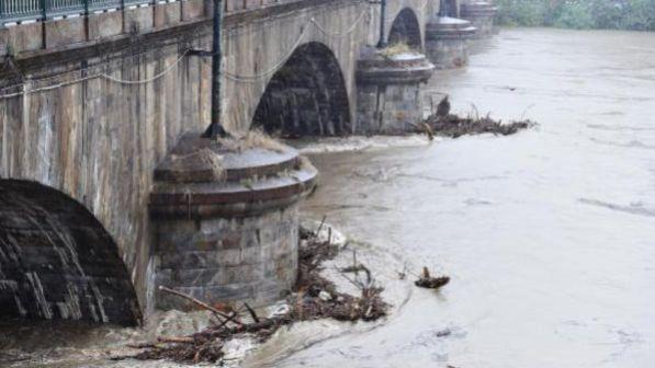 Maltempo, allerta arancione nel Polesine per la piena del Po
