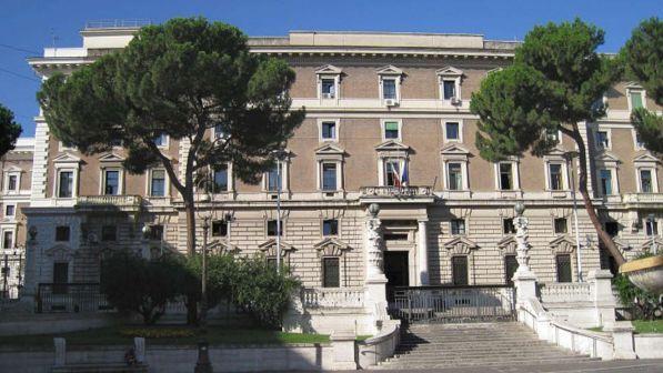 Terrorismo, espulso tunisino: "Vicino a posizioni Isis"