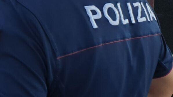 Migranti, Viminale: rivolta al Cpr di Torino, ferito un poliziotto