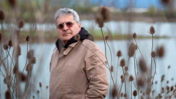 Il cantautore e musicista milanese Marco Massa sul palco del "Blue Note"
