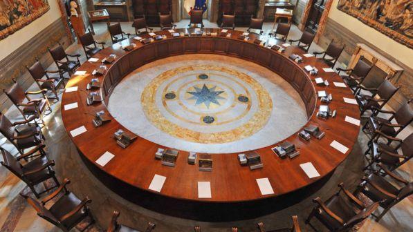 Reddito cittadinanza e quota 100, Cdm rinviato | Sale la tensione nel governo