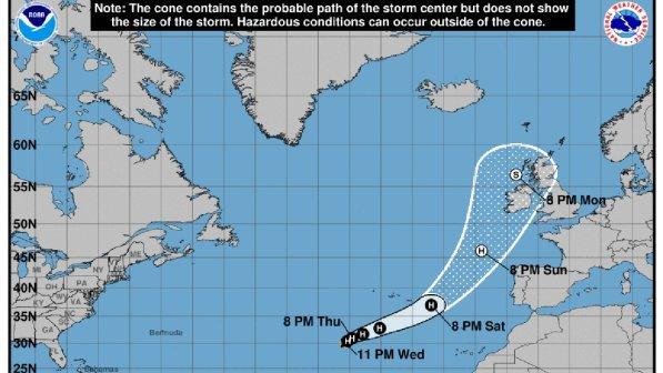Ophelia, tempesta tropicale diventa uragano di categoria 2