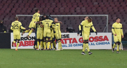 Napoli-Inter 0-2: JoJo e Ljajic, che prodezze! Mancio (espulso) in semifinale di C. Italia