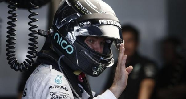Rosberg ha corso con Schumi e battuto Hamilton: ora starà in famiglia<br />