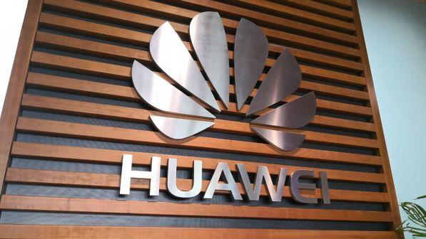 Restrizioni Usa, capo Huawei: "Gli Stati Uniti ci sottovalutano"