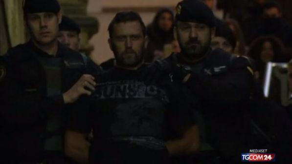 Spagna, parla Igor: "Ho sparato perché dovevo sdraiare i poliziotti"