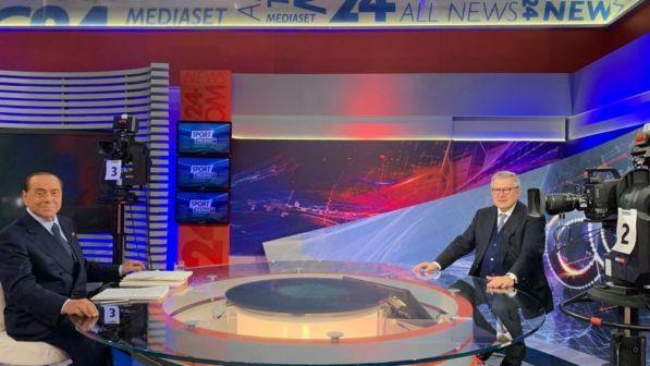 Berlusconi: "Mi candido per cambiare l'Europa con il Ppe, noi garanti della libertà"