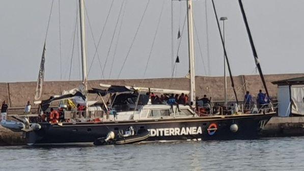 Migranti, armatore nave Mediterranea: "Pronti a querelare Salvini"