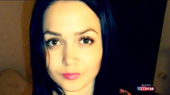 Delitto Conegliano, uccide l'ex incinta e vende i gioielli per giocare ai videopoker