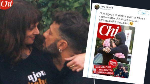 Argento-Corona, Asia alla madre: "Fott..i tr..." | Papà Dario: "Fabrizio non mi fa impazzire"
