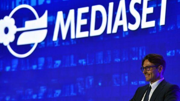 Canale 5 torna su Sky: sarà in onda sul tasto 105