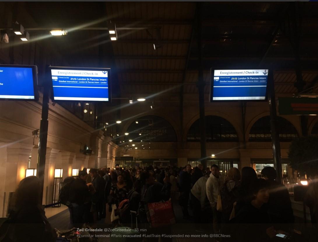 Parigi, evacuato per ragioni di sicurezza il terminal Eurostar