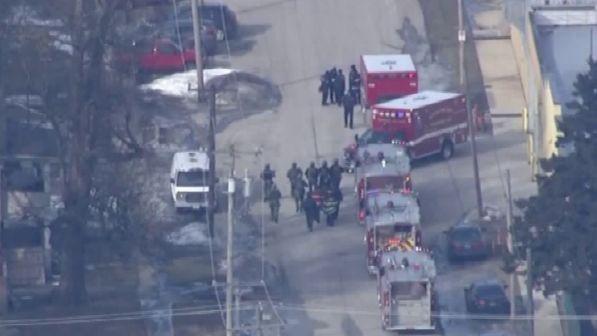 Illinois, spari in azienda | Cinque morti, ucciso l'uomo che ha aperto il fuoco