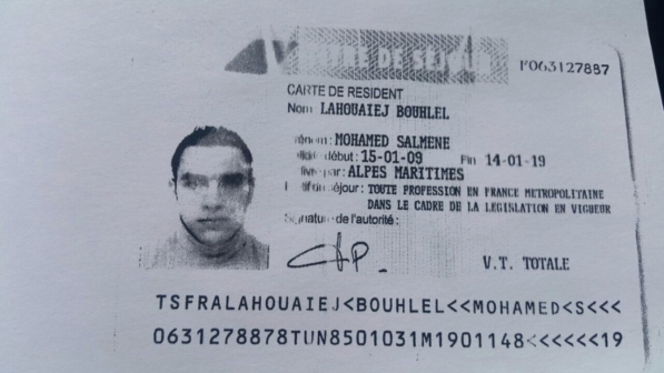 L'attentatore di Nizza era un tunisino sconosciuto all'intelligence, suo padre un estremista islamico