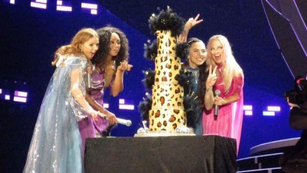 Spice Girls, pace fatta sul palco tra Mel B e Geri