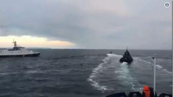 Scontro navale tra Russia e Ucraina, tutti arrestati i 24 marinai ucraini