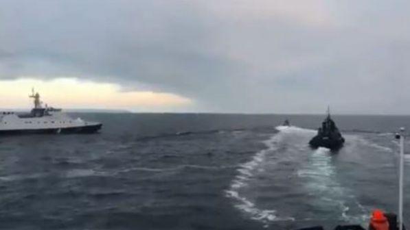 Tensione Ucraina-Russia, la Nato: Mosca liberi subito marinai e navi