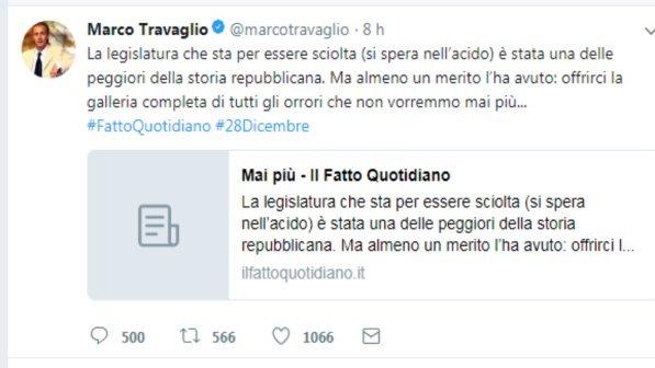 Travaglio twitta: "Una legislatura da sciogliere nell'acido", e sui social esplode la polemica