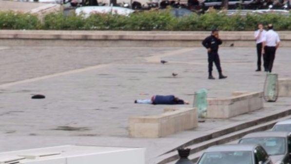 Notre-Dame, l'aggressore ha gridato: "Questo è per la Siria"