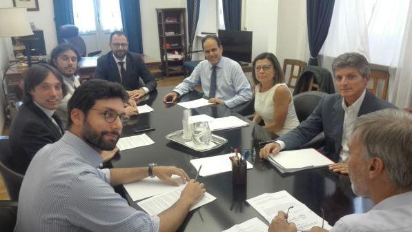 Ripartenza M5s-Pd, due ore al tavolo delle trattative per il programma | Delrio: "E' andata bene, riunione serena"