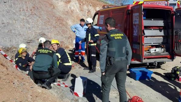 Spagna, bimbo di 2 anni caduto in pozzo: lotta contro tempo