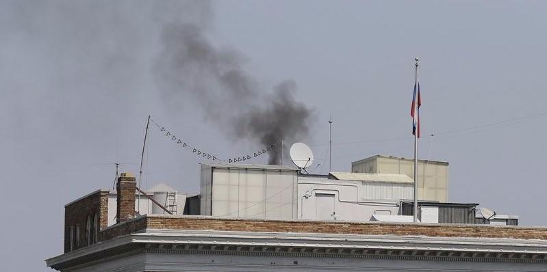 Usa:fumo da consolato russo San Francisco,bruciato materiale
