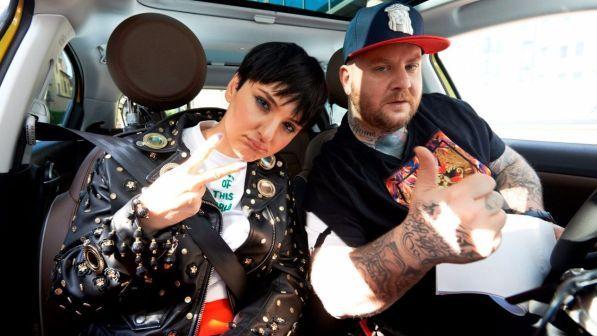"Carpool Karaoke", Arisa in viaggio con Jake La Furia