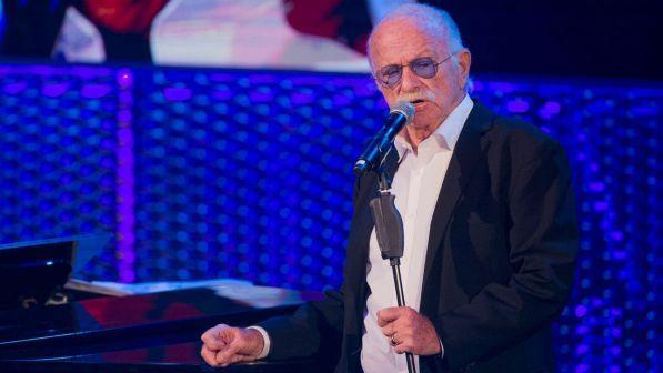 Gino Paoli, annullato un concerto in provincia di Lucca per "infortunio"