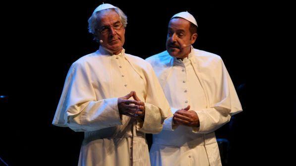 Teatro Manzoni, da Alessandro Preziosi a Lopez & Solenghi: ecco chi salirà sul prestigioso palcoscenico