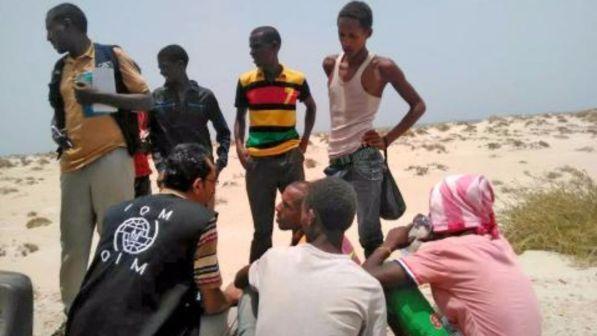 Yemen, Oim: migranti costretti da uno scafista a gettarsi in mare, molti morti