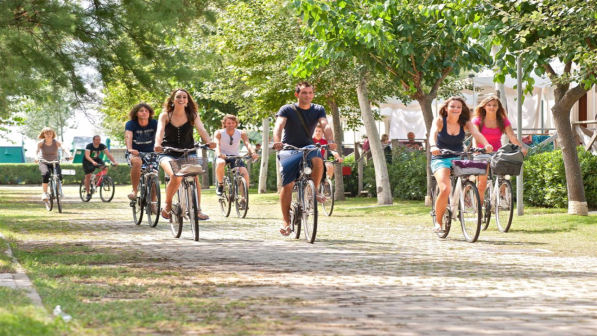 Padova, l'iniziativa del Comune: basta ciclisti indisciplinati, multe a chi non rispetta le regole