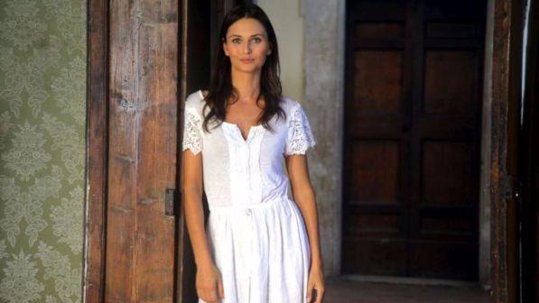 "Le tre rose di Eva", primo ciak e colpo di scena con il grande ritorno di Anna Safroncik