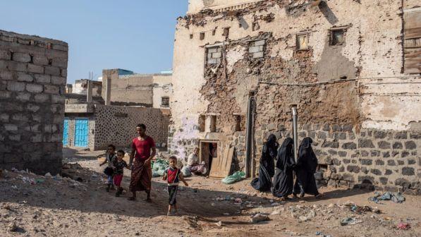 Yemen, attacchi Huthi contro civili: 13 morti, anche donne e bambini