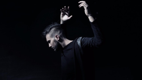 Antonino Spadaccino presenta "Ali nere", primo estratto del nuovo album