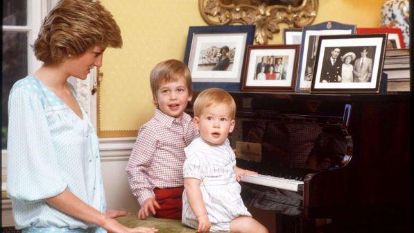 Gb, Elisabetta e Carlo grandi assenti al ventennale della morte di Lady Diana