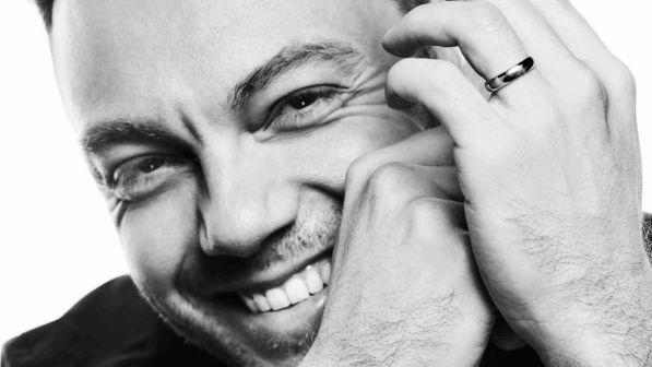 Tiziano Ferro pubblica il nuovo singolo "Accetto miracoli" in attesa dell'omonimo album