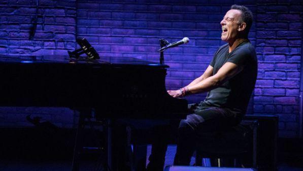 Bruce Springsteen, il suo live più intimo diventa un doppio album