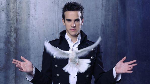 Luca Bono, illusionismo e magia per uno show a bocca aperta