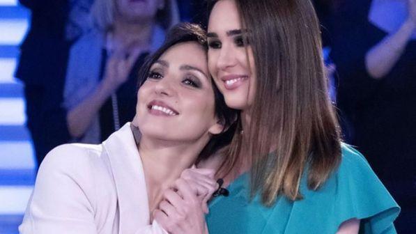 Ambra Angiolini: "Di Massimiliano sono innamorata... con lui rido da due anni"