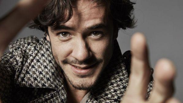 Jack Savoretti: "Nella famiglia la mia felicità, ma non posso fare a meno di cantare per gli sconosciuti"