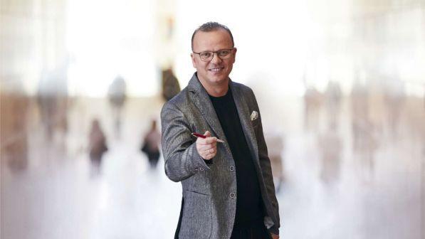 Gigi D'Alessio testimonial per il 5x1000 alla ricerca: "Ho scelto il bene del cuore"