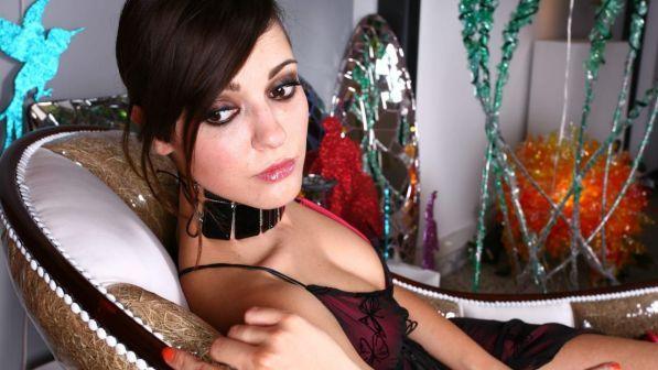 Simona Molinari: "Sono guarita dal Maldamore e vado alla ricerca del mio pubblico"