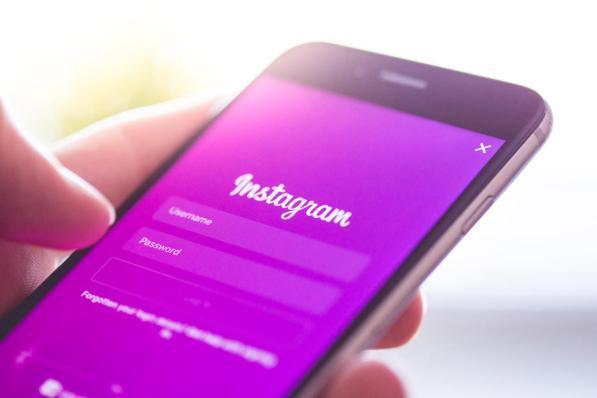 Instagram: chi sono le star con più follower e quanto guadagnano gli influencer più ricchi