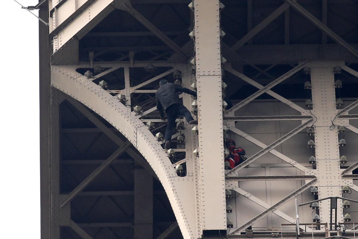 Torre Eiffel sesso video nero ragazze difficile nucleo sesso
