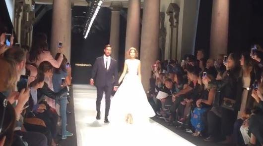 Fabrizio Corona si sposa... ma solo in passerella