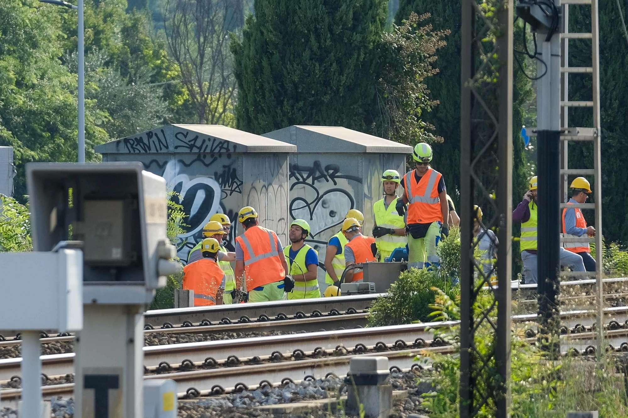 Caos treni, incendiata una cabina elettrica della Tav